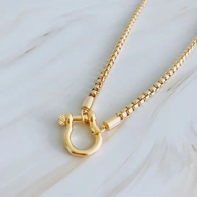 The Luxe Pendant Box Chain Necklace