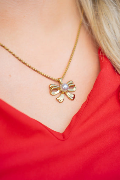 The Pearl Bow Necklace-Gold